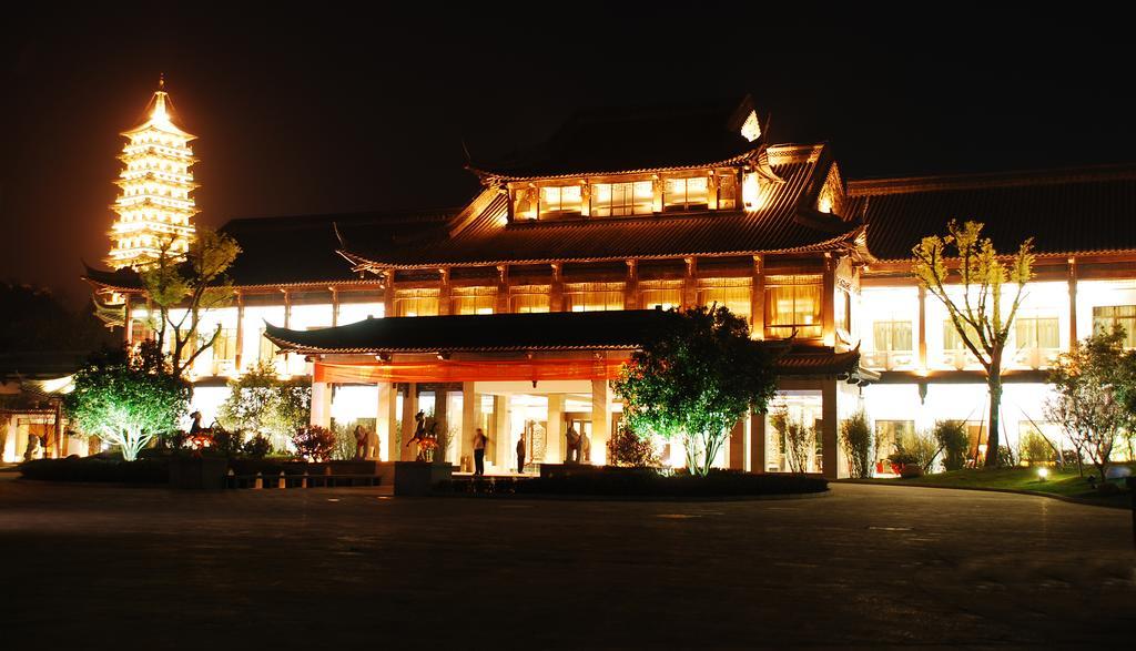 Hentique Huijin Resort Hotel Γιανγκ Τζου Εξωτερικό φωτογραφία